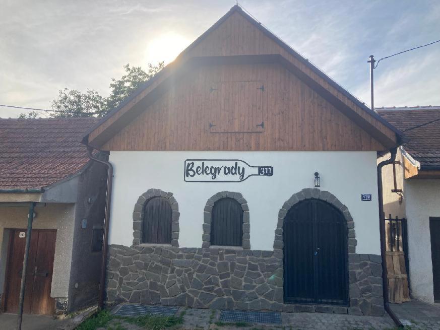 Belegrady 311 * Velke Bilovice
